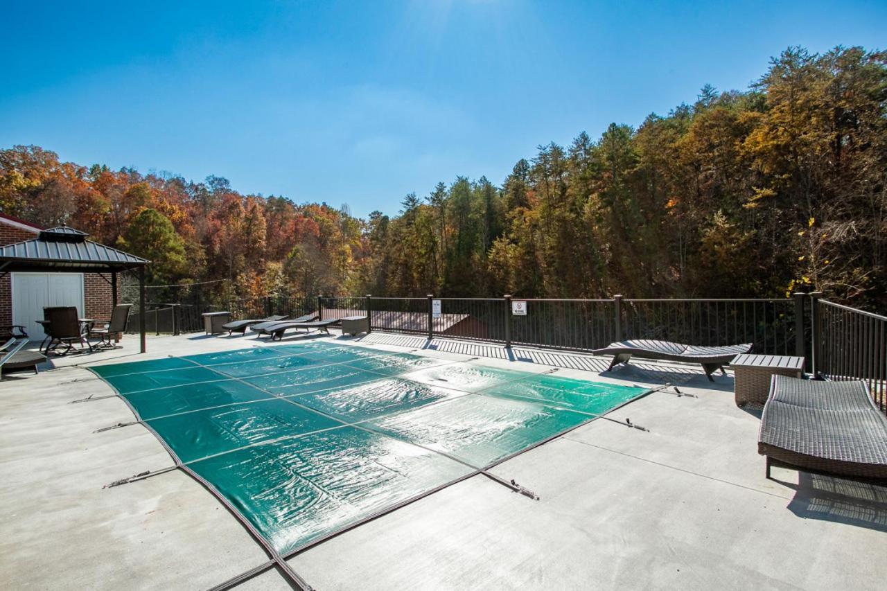 Вилла Mountain Breeze Private Pool Hot Tub Games Севьервилл Экстерьер фото